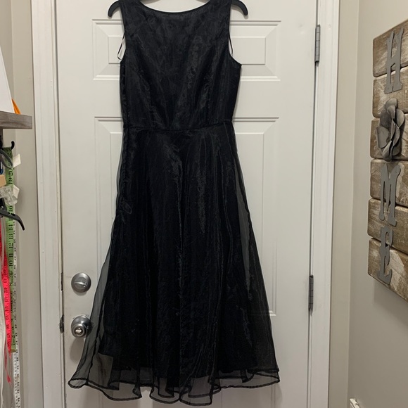 Signature by Sangria Black Midi Dress Size 6 - Picture 6 of 6